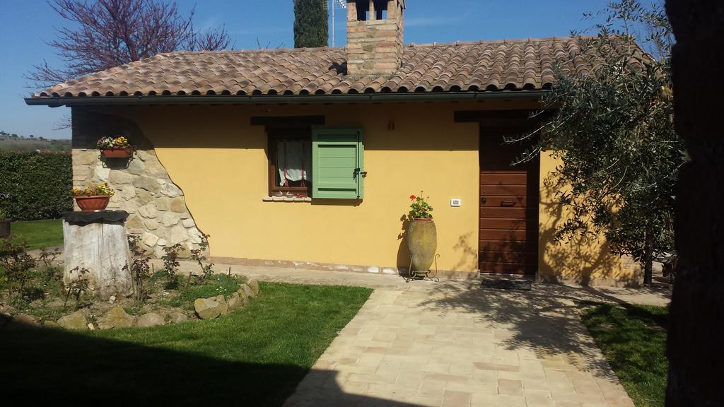 Casa La Quiete Villa Torgiano Luaran gambar