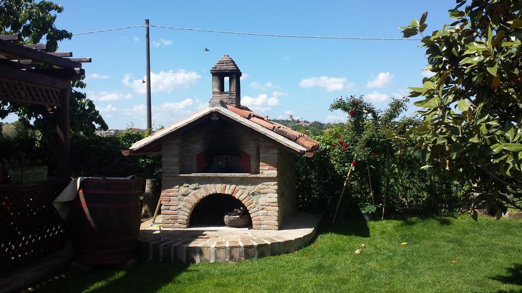 Casa La Quiete Villa Torgiano Luaran gambar